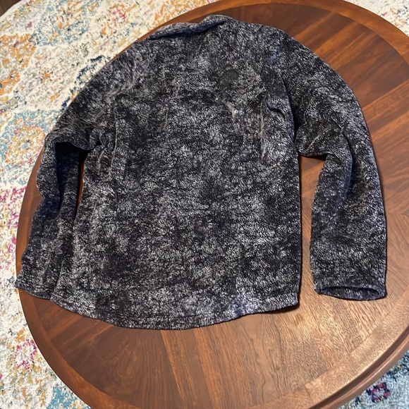 Large- The North Face Novelty Osito Jacket Women's - Picture 7 of 7